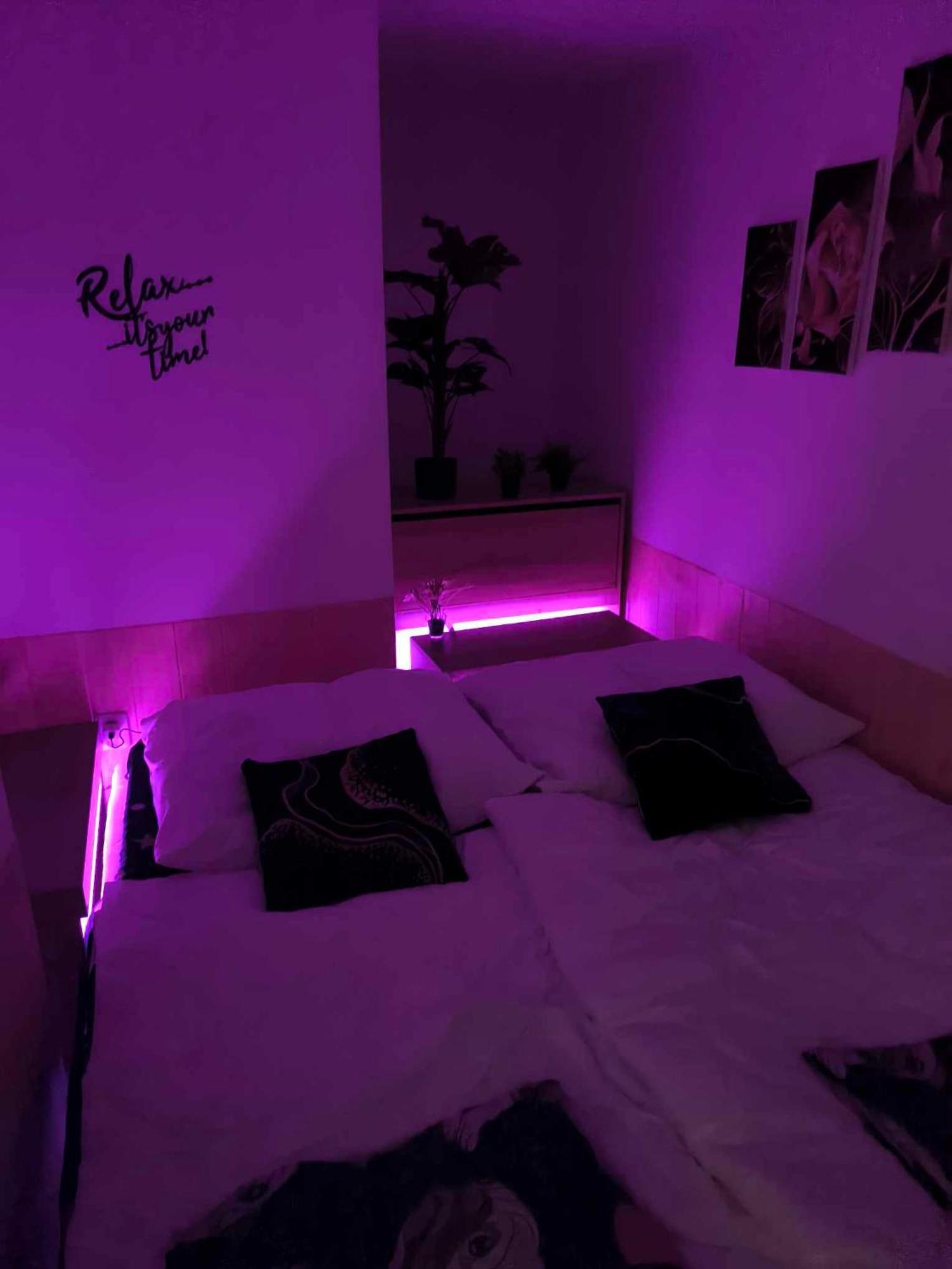 Relax chatka u jezera Skalka Cheb Exteriér fotografie
